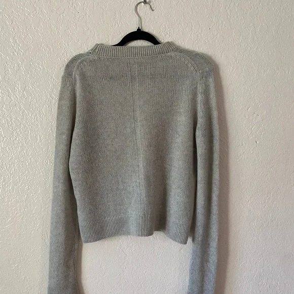 The Row Luxurious Cashmere Crewneck Sweater Size M Gray Classy Chic Effortless